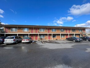 2nd St Flats in Rochester, MN - Building Photo - Interior Photo