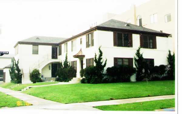 8715-8723 Pickford St in Los Angeles, CA - Building Photo