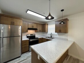 2717 N Arkansas Ave-Unit -3 in Laredo, TX - Building Photo - Building Photo