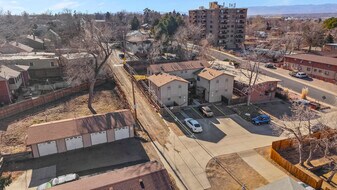 256 W Jefferson Ave in Englewood, CO - Building Photo