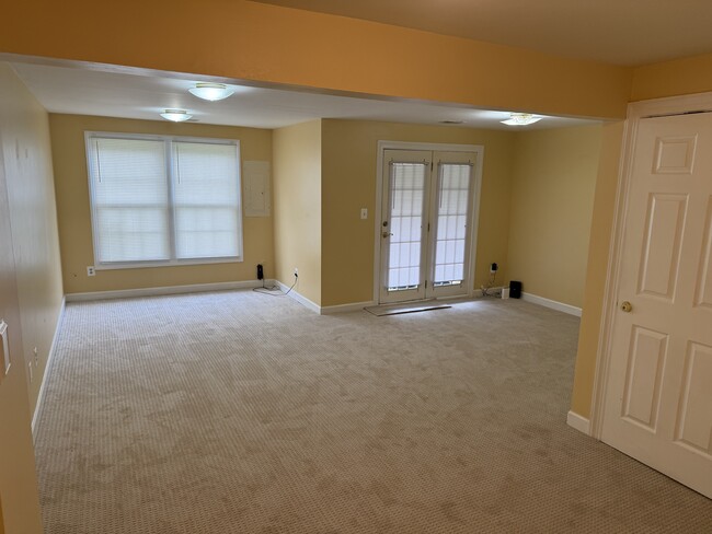 21178 Hedgerow Ter in Ashburn, VA - Building Photo - Building Photo