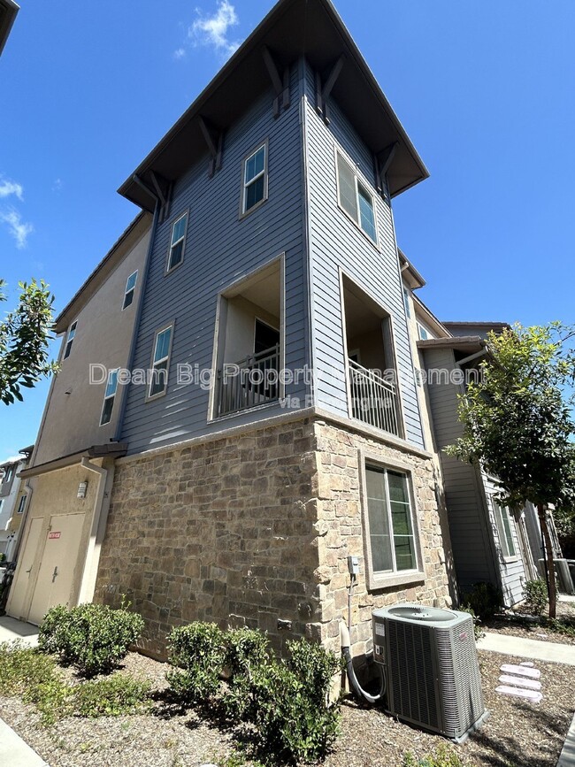 property at 609 Savi Dr