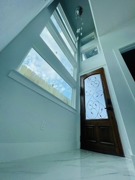 8125 St Louis St in Houston, TX - Foto de edificio - Building Photo