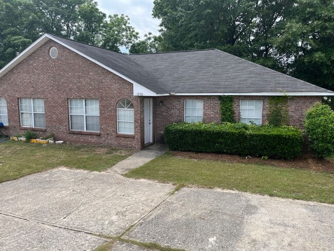 property at 1958 Sara St