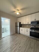 417 Broadway in Bayonne, NJ - Building Photo