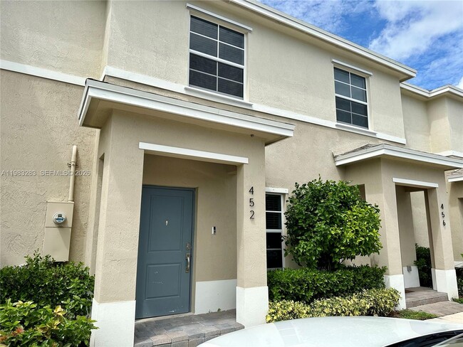 452 NE 4th Terrace in Florida City, FL - Building Photo - Building Photo