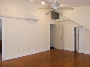 1020 Ferry St in Easton, PA - Building Photo - Building Photo