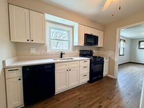 400 Patterson Rd in Bethel Park, PA - Building Photo - Building Photo