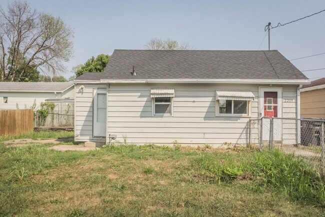 property at 2209 Williams St