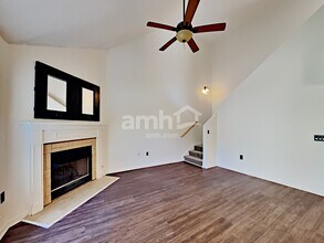 126 Walton Village Dr in Hendersonville, TN - Foto de edificio - Building Photo