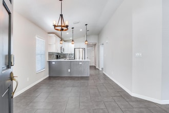 2120 W Spruce St in Tampa, FL - Building Photo - Building Photo