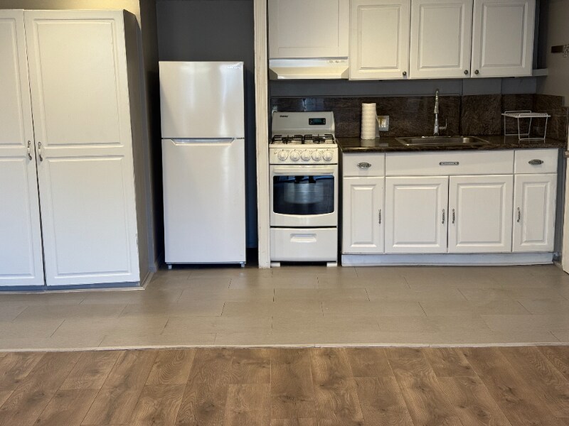 14038 Califa St in Los Angeles, CA - Building Photo