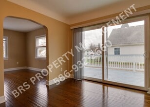 58825 Main St in New Haven, MI - Building Photo - Building Photo