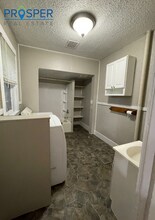828 Niagara St-Unit -NI828X (Lower) in Eau Claire, WI - Building Photo - Building Photo