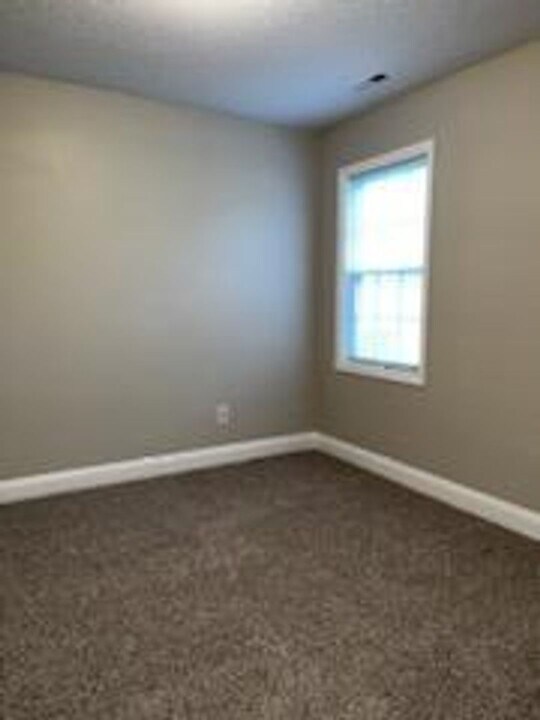 200 Attmore Dr in New Bern, NC - Building Photo