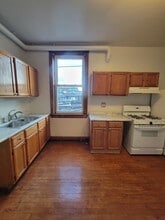 2014 N Kedzie Ave in Chicago, IL - Building Photo - Building Photo