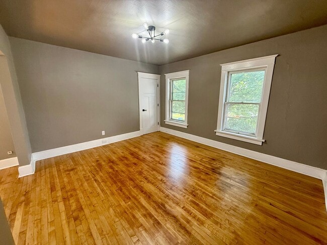 property at 709 Henrietta St