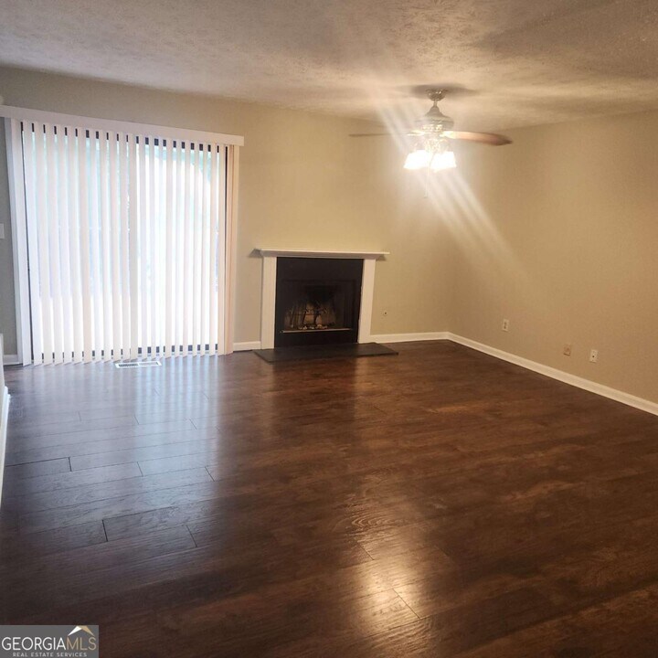 3596 Main Station Dr SW in Marietta, GA - Building Photo