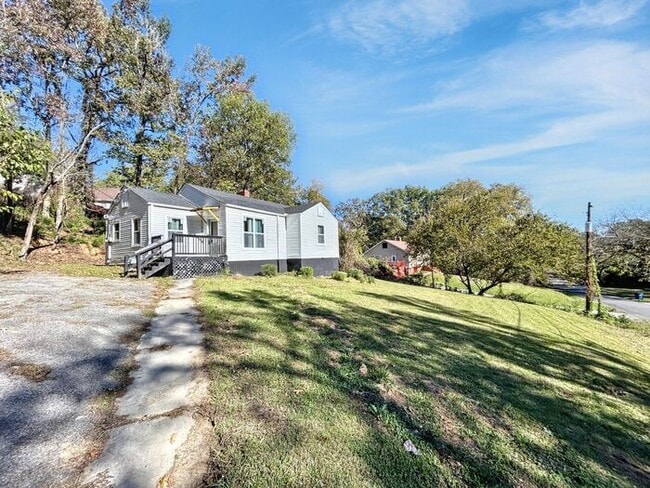 property at 212 12th Ave