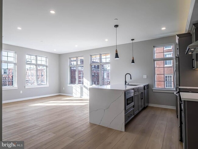 property at 769 S 10th St