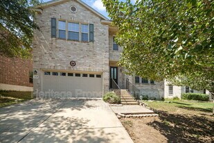 25119 Royal Land in San Antonio, TX - Building Photo