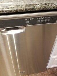 1203 W Cross St photo'