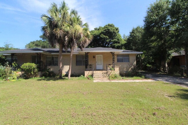 property at 642 Ditmar St
