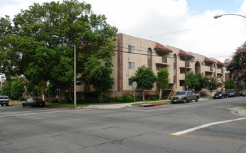 Park Verdugo in Burbank, CA - Building Photo - Building Photo