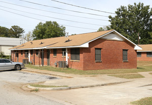 Villa Ricca Housing Authority in Villa Rica, GA - Building Photo