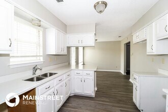 5536 Terri Lynn Cove in Memphis, TN - Foto de edificio - Building Photo