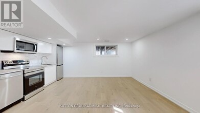 118 Clifton Ave in Toronto, ON - Building Photo - Building Photo