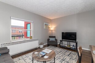 201 3rd St in Fairport Harbor, OH - Building Photo