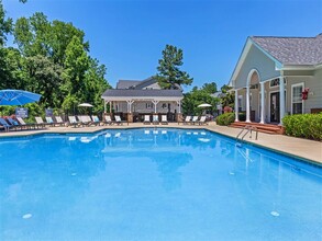 Walden Glen Apartments in Evans, GA - Foto de edificio - Building Photo