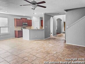 525 Saddlehorn Way in Cibolo, TX - Building Photo - Building Photo