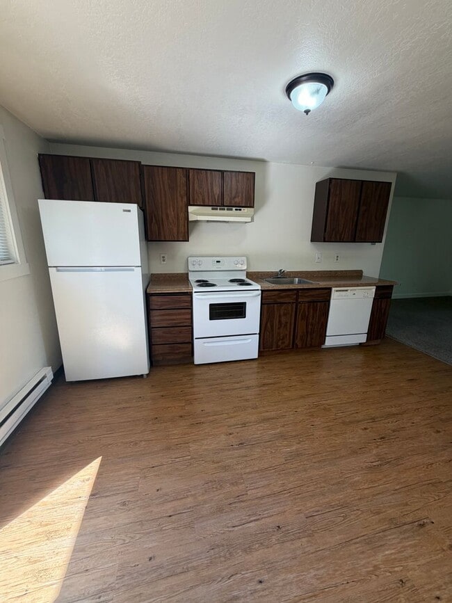 property at 930 SE 2nd St