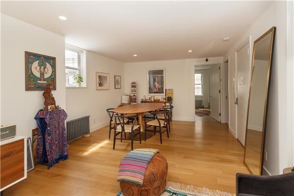 239 Bleecker St in New York, NY - Building Photo