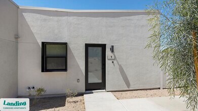 2121 W Butler Dr in Phoenix, AZ - Building Photo - Building Photo
