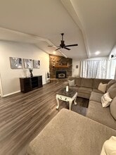 1408 N Juniper Ave in Broken Arrow, OK - Foto de edificio - Building Photo