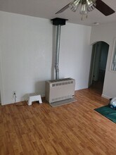 517 E Gladys Ave in Hermiston, OR - Building Photo - Building Photo