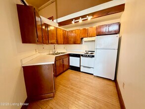 1516 Hepburn Ave in Louisville, KY - Building Photo - Building Photo