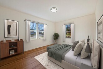 580 Ivy Ct in Lake Forest, IL - Building Photo - Building Photo