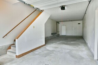 920-922-922 Cynthia Ct in Niles, OH - Building Photo - Building Photo