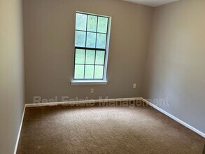 105 Ridge St in Locust Grove, GA - Building Photo - Building Photo
