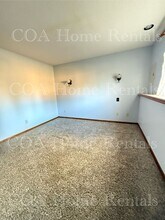 721 S Westview Cir in Andover, KS - Building Photo - Building Photo