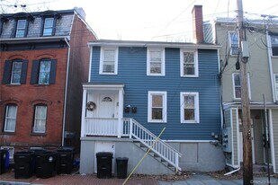 52 S Bridge St in Poughkeepsie, NY - Building Photo