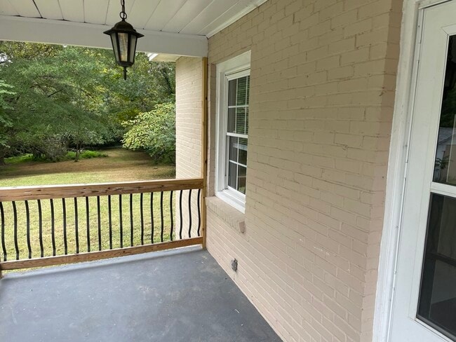 504 Pearces Rd in Zebulon, NC - Building Photo - Building Photo