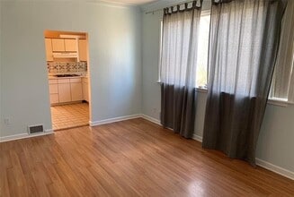 1820 Taylor in Royal Oak, MI - Building Photo - Building Photo