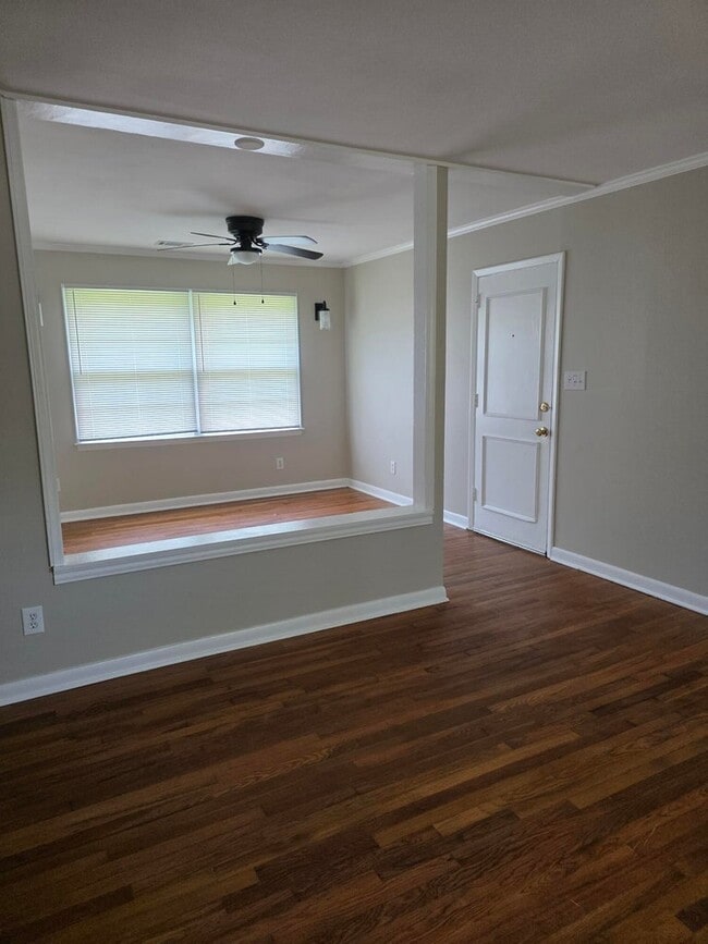 property at 889 Quail Dr