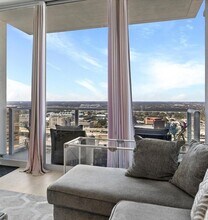 150 E Robinson St, Unit 2906 in Orlando, FL - Foto de edificio - Building Photo