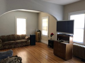 232 Aurora in St. Paul, MN - Building Photo - Interior Photo